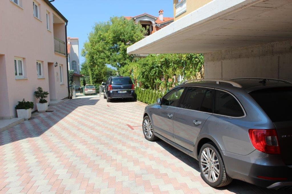 Apartments Istriensonne - Haus Anto Medulin Exterior foto